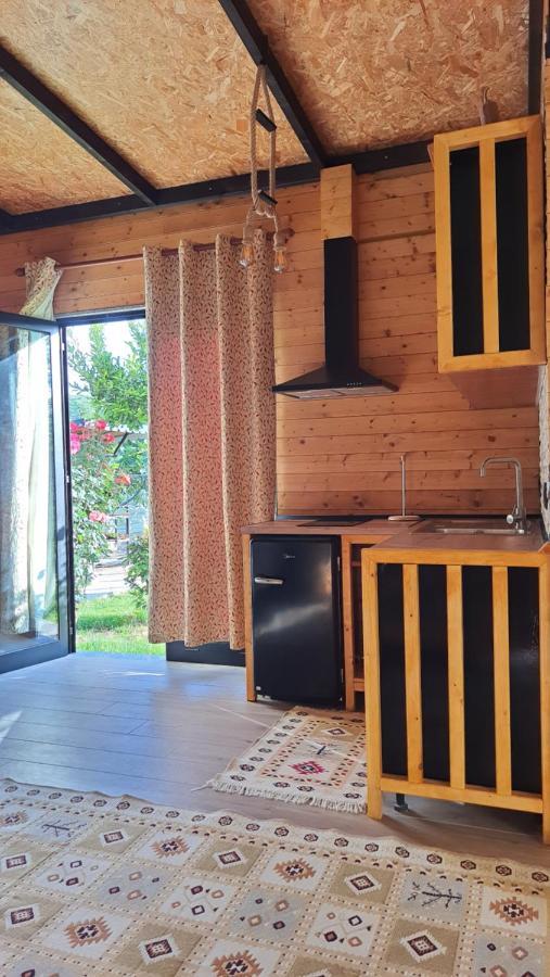 Room With Private Garden Shkodër Exterior foto